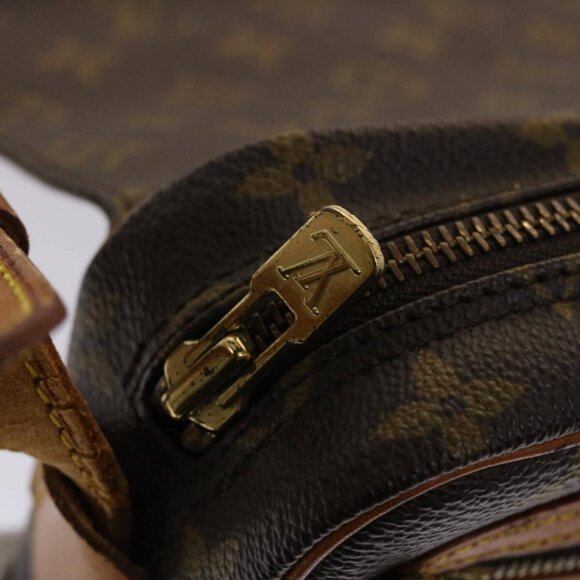 LOUIS VUITTON Monogram Saint Germain 28 Shoulder Bag - Picture 13 of 16